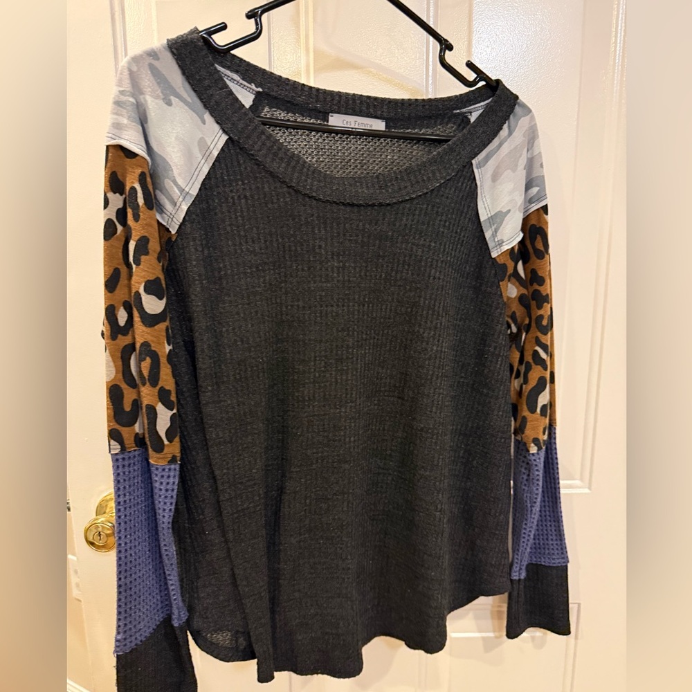 Women's Black and Multicolor Long Sleeve Waffle Top